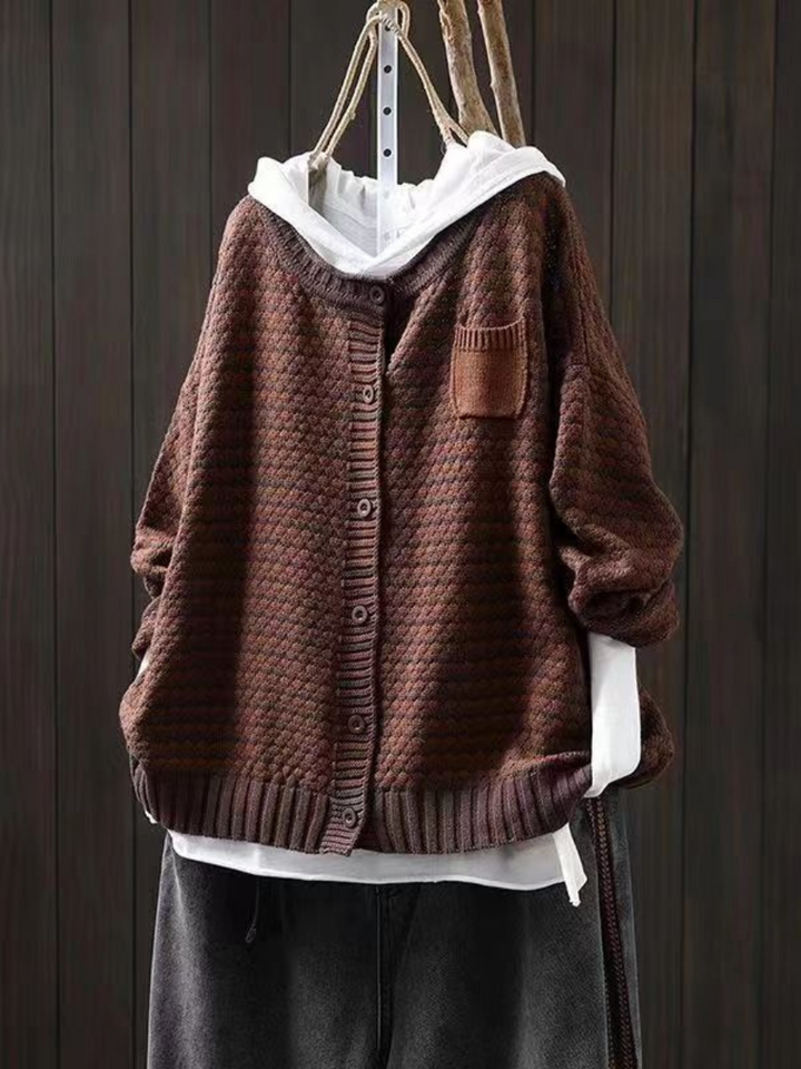 SELIORA | TEXTURERAD STICKAD KOFTA
