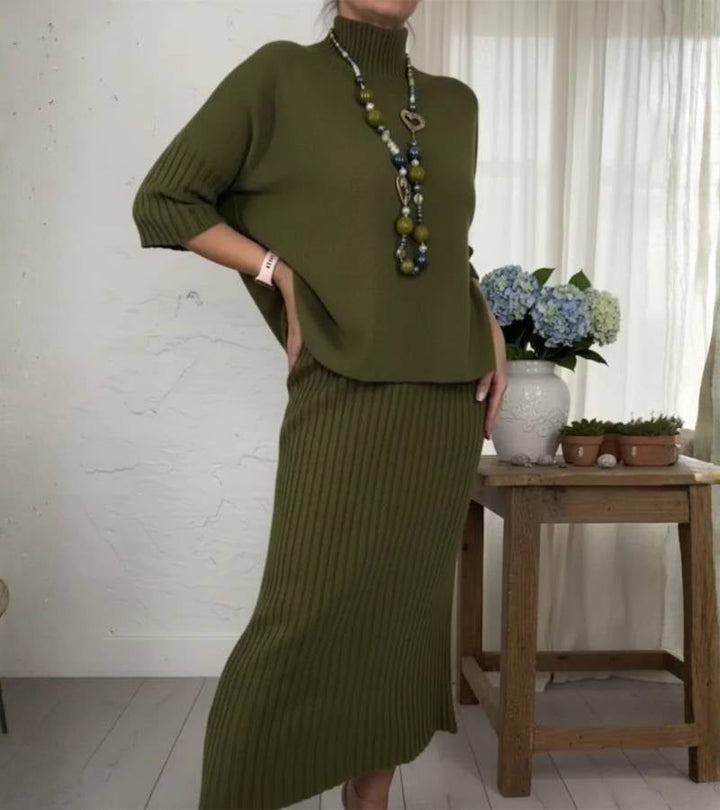 Debora | Stickset med ribbad midinederdel