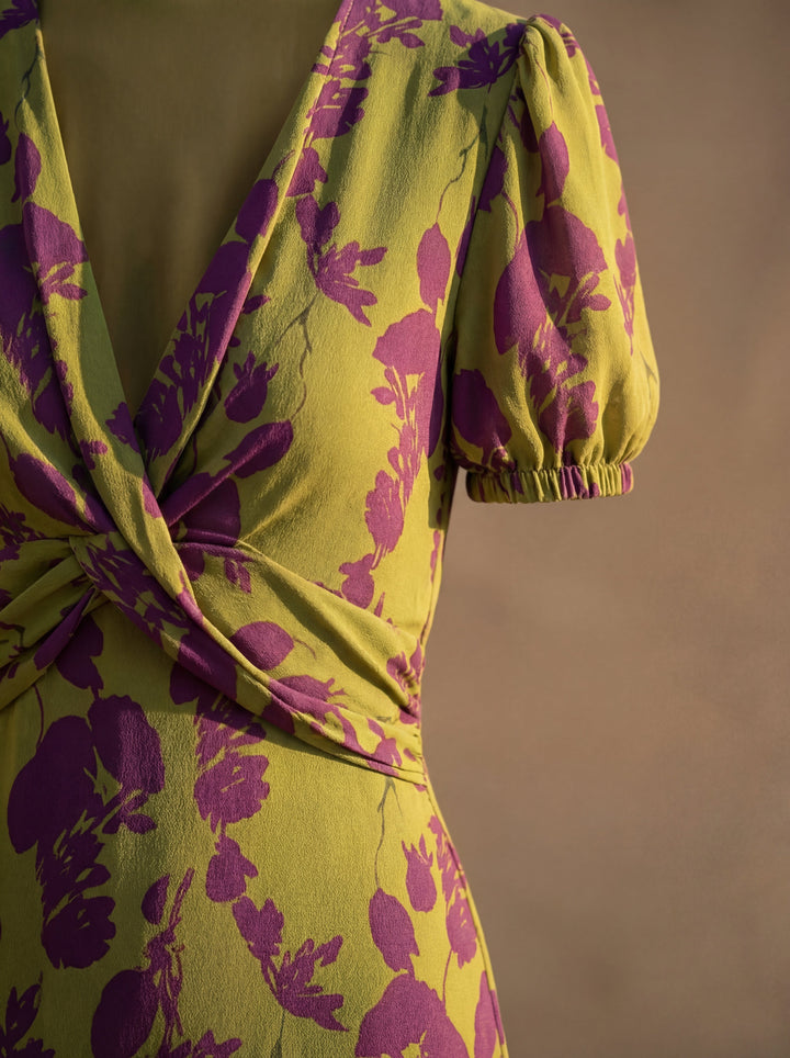 Elegant Klänning i Sidentyg – Kollektion Maison Claire et Sylvie