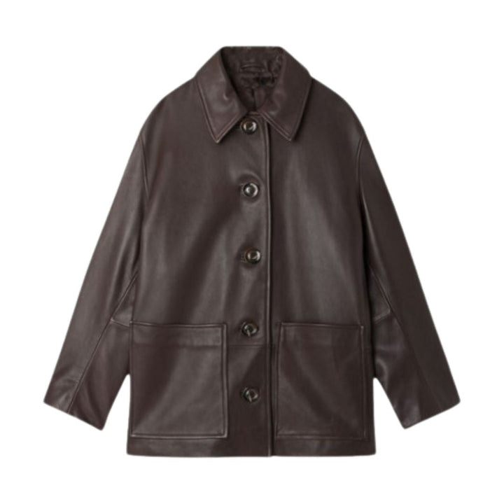 Laluna Suede Statement Coat i lyxig mocka, perfekt för stil och värme.