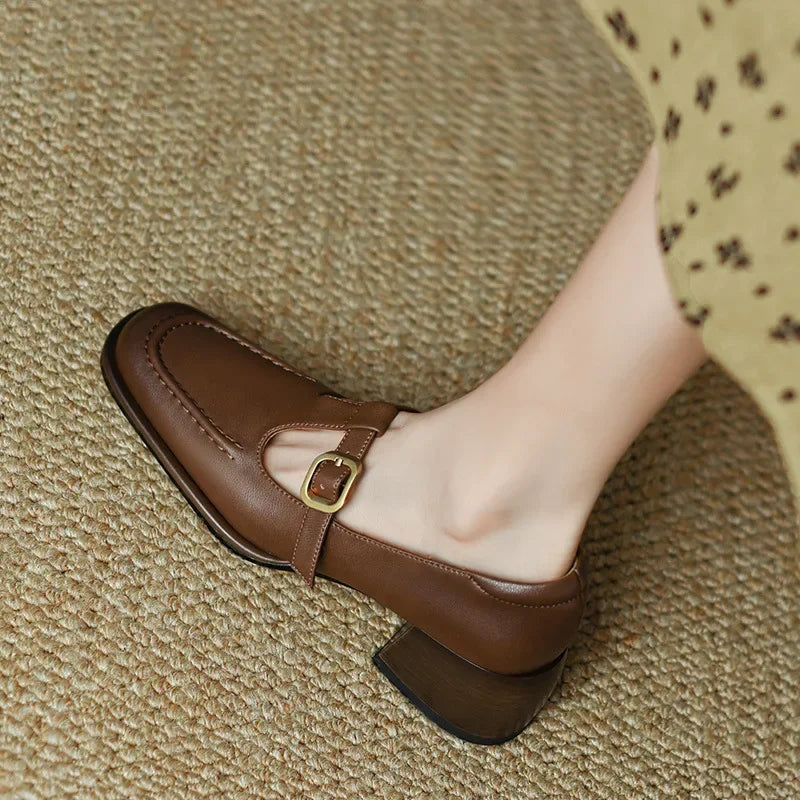 Ysolenne | T-Strap