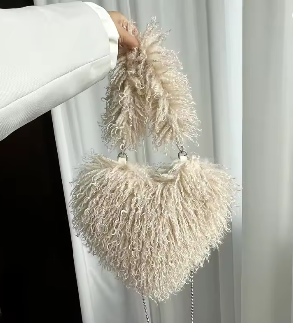 Felize | Hjärtformad Plysch Crossbody-väska