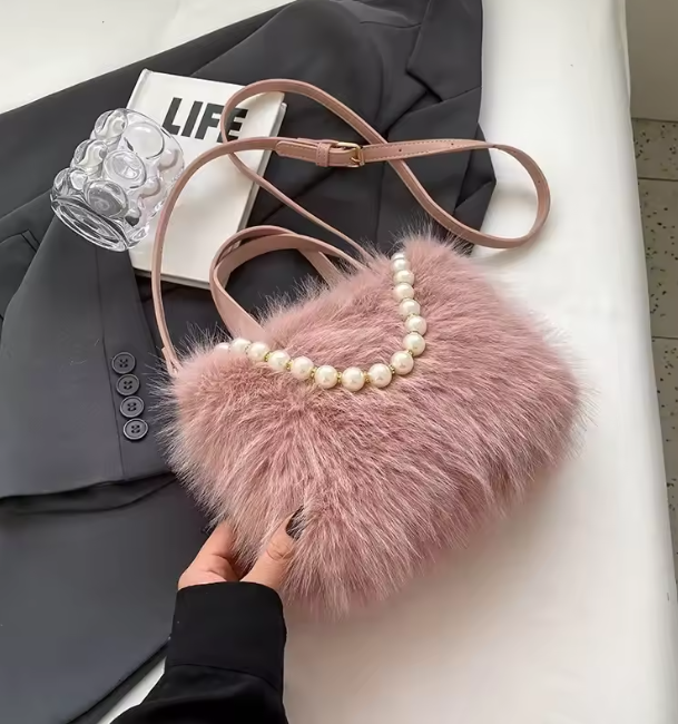 Tiffany | Fuskpäls Crossbody-väska