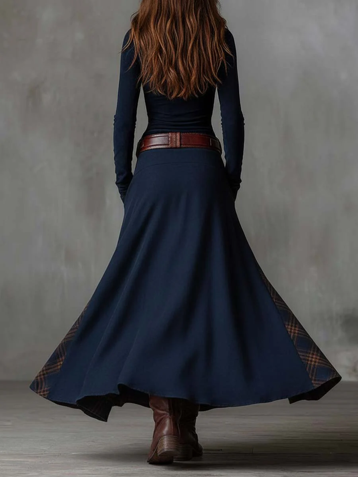 Helena Ivy | Vinternatt Navy Suede Maxi Klänning med Bälte