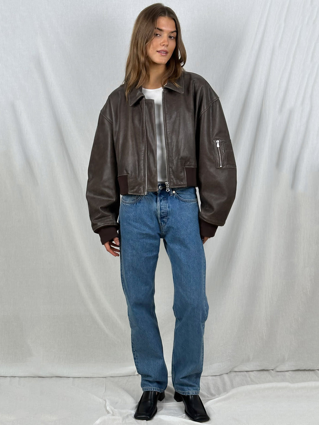 Laluna Cropped Bomber i vintage nepleder med trendy design
