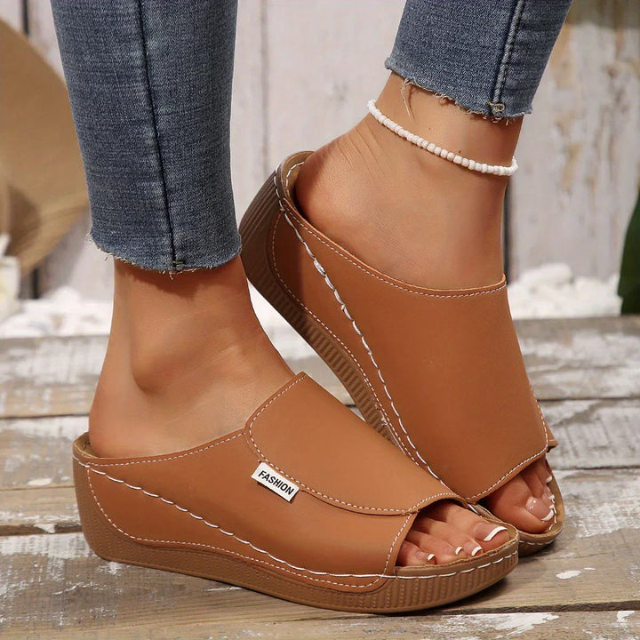 Sandra | Slip-On Sandaler