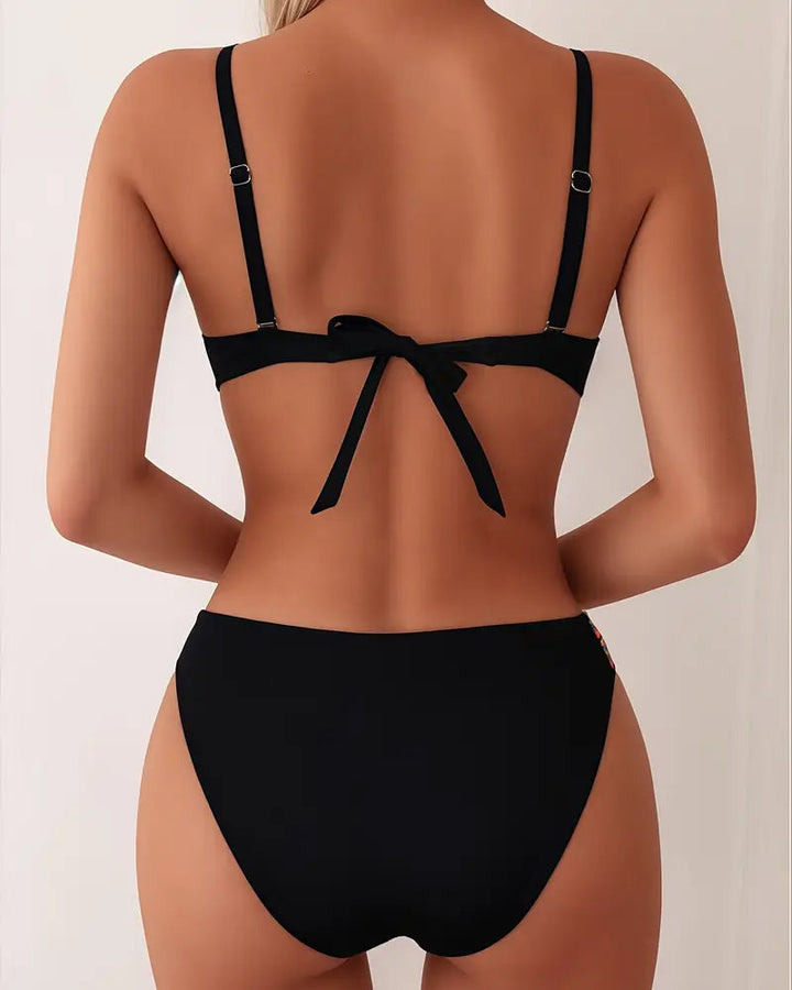 Lois | Rygglös Bikini Set