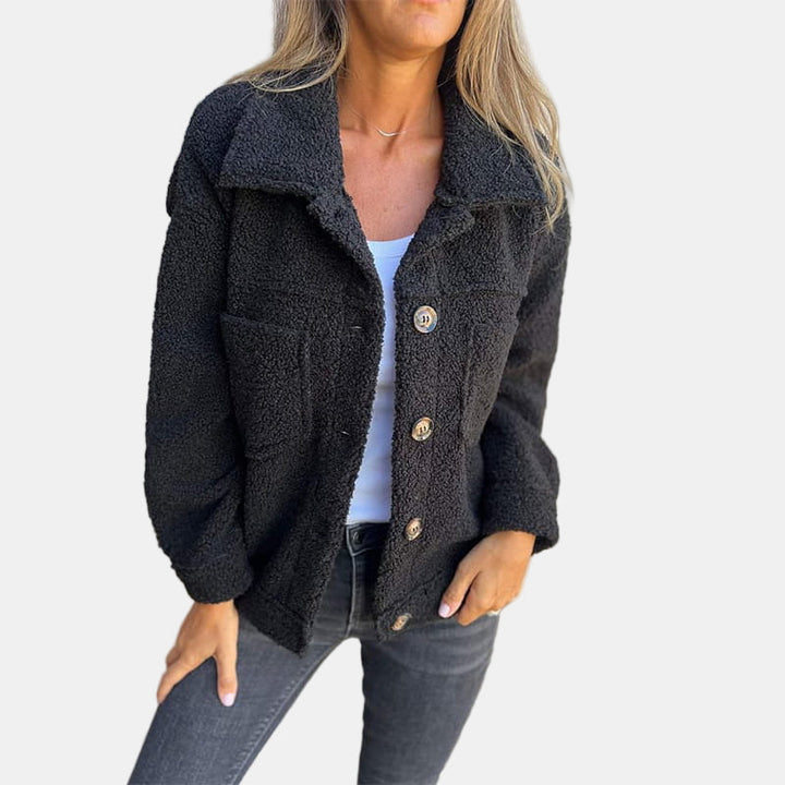 Amara | Chic Elegant Kappa